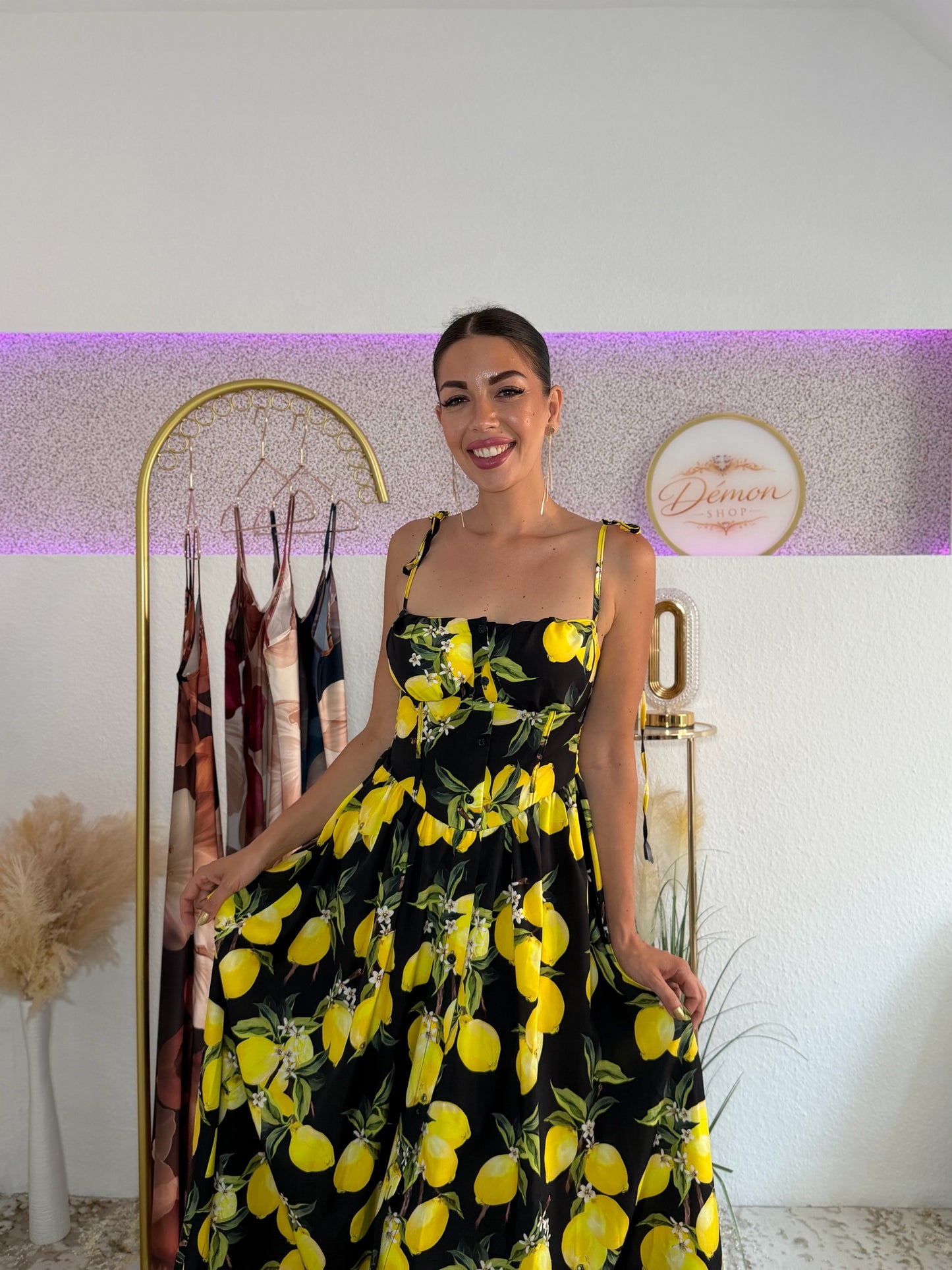 Dahlia ruha