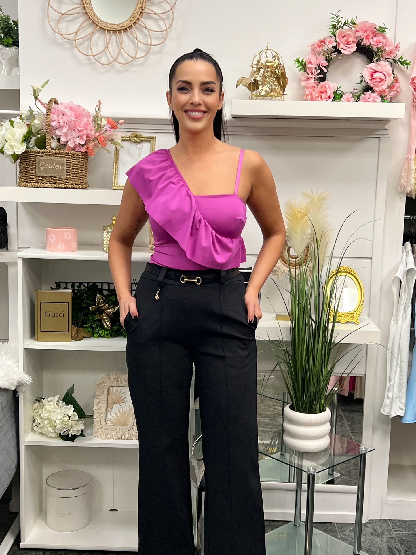 Sarina body