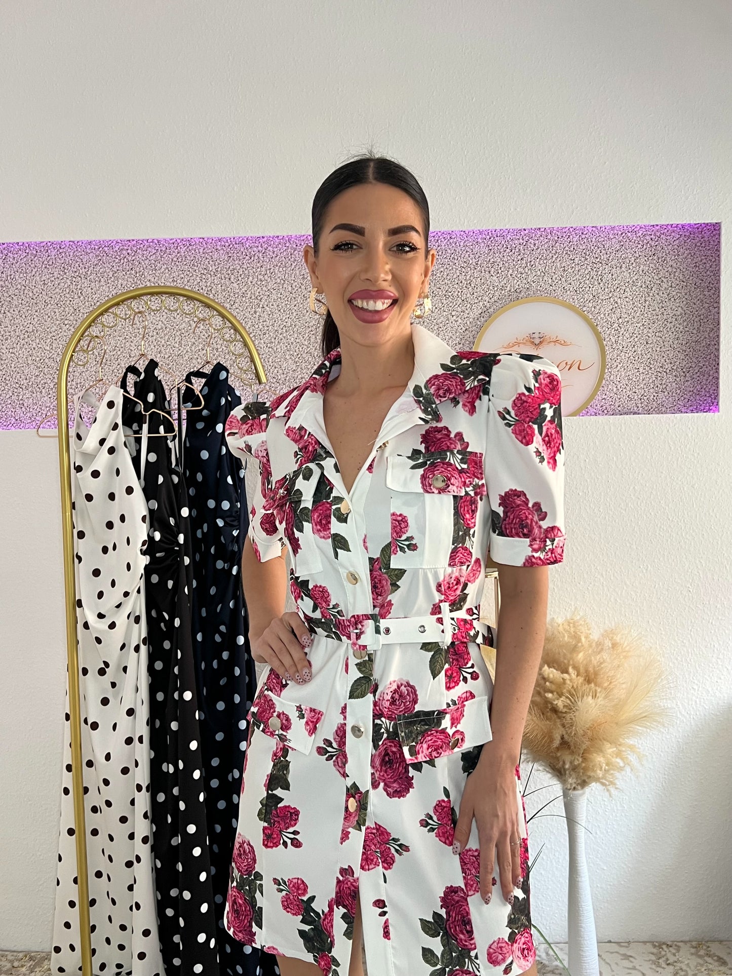 Tina ruha