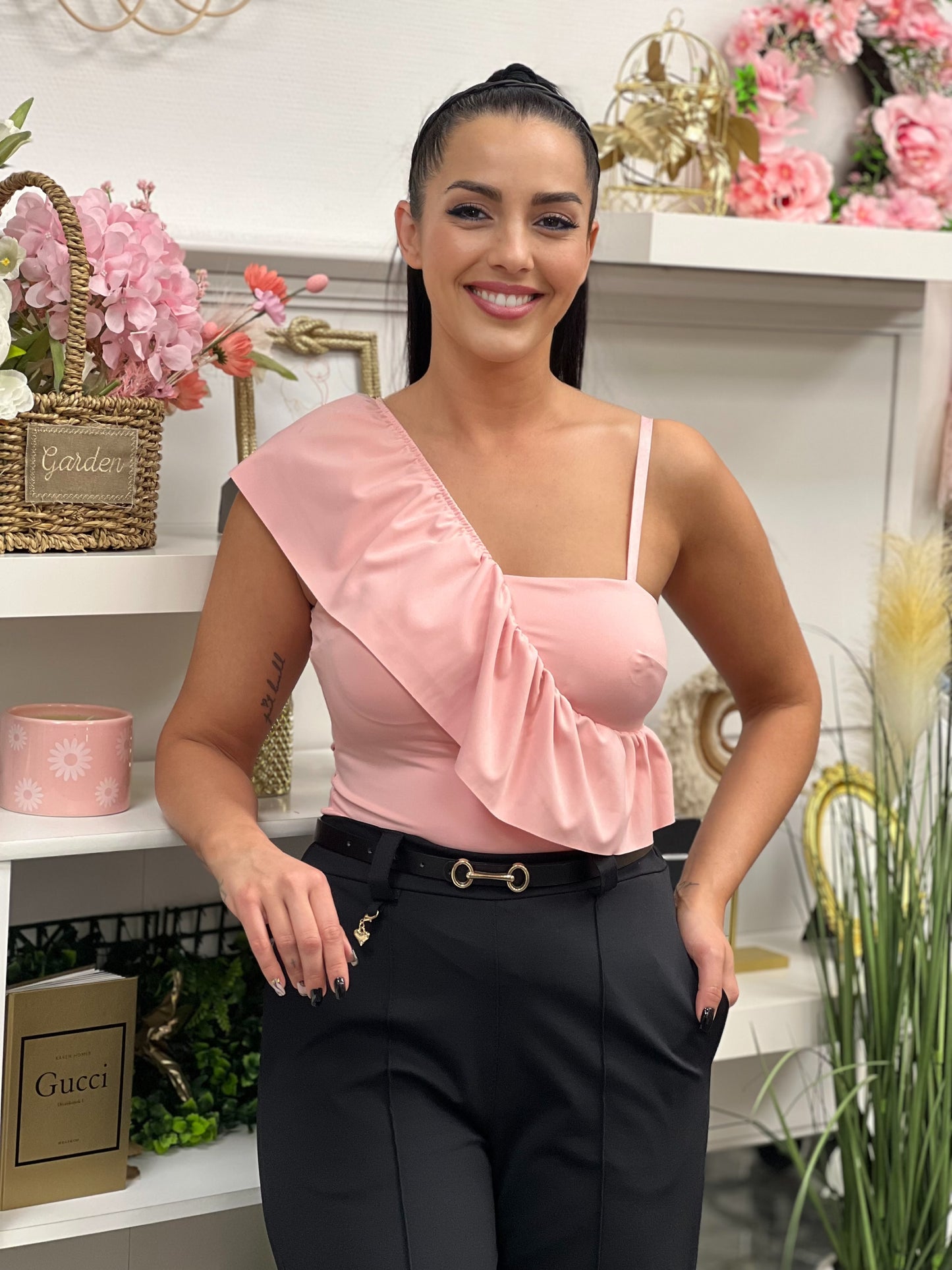 Sarina body