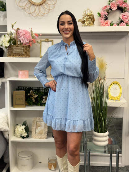 Lila ruha