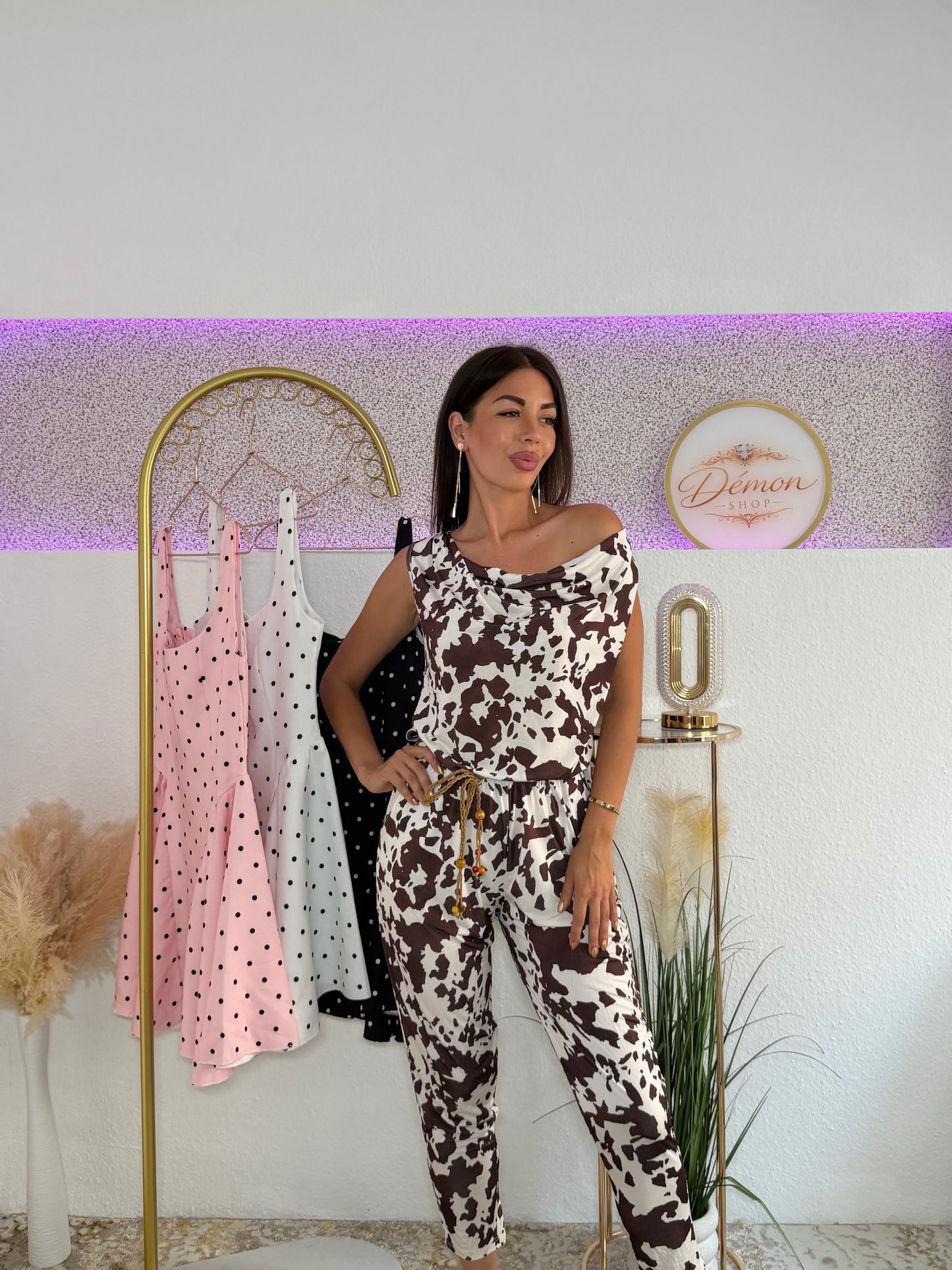 Lottie overál